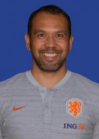 .COACH Tjaden Maximiliaan